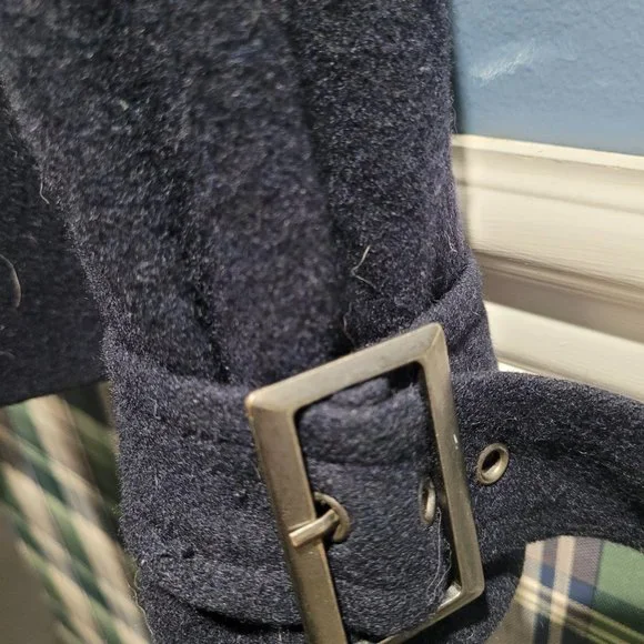 Levi's Jacket - Picture 3 of 4